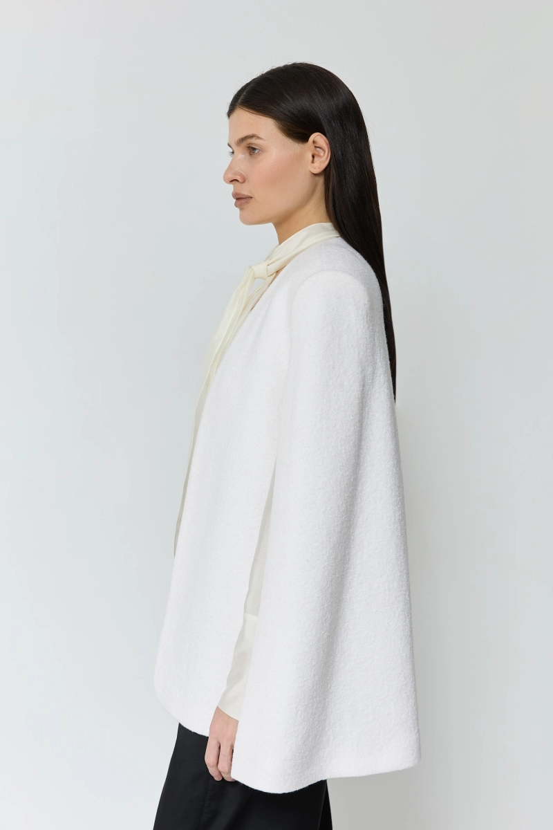 Жакет-кейп из букле AROUND, цвет: молочный, 2525_19VWPV01 купить онлайн