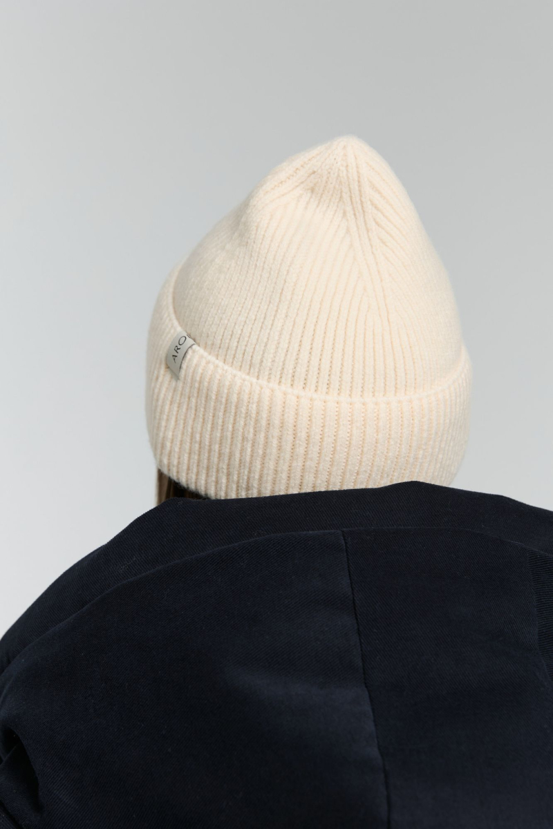 Шапка из объемной шерсти AROUND, цвет: Сливочный 1112_06M013 купить онлайн