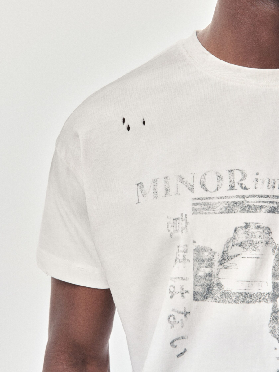 Футболка с принтом NAIPACHE, цвет: белый, 2611006000 купить онлайн