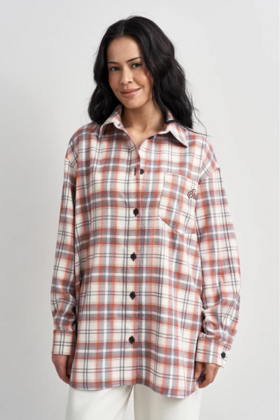 Рубашка в клетку с карманом