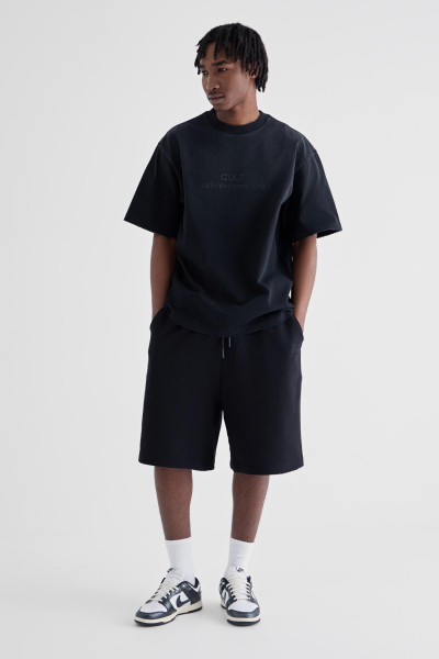 Шорты базовые CULTBASE, цвет: Черный,  купить онлайн