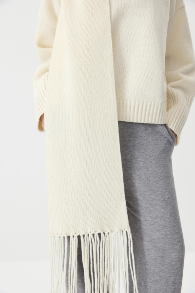 Шарф из шерсти мериноса с бахромой Charmstore, цвет: ванильный 609-45198-113 купить онлайн