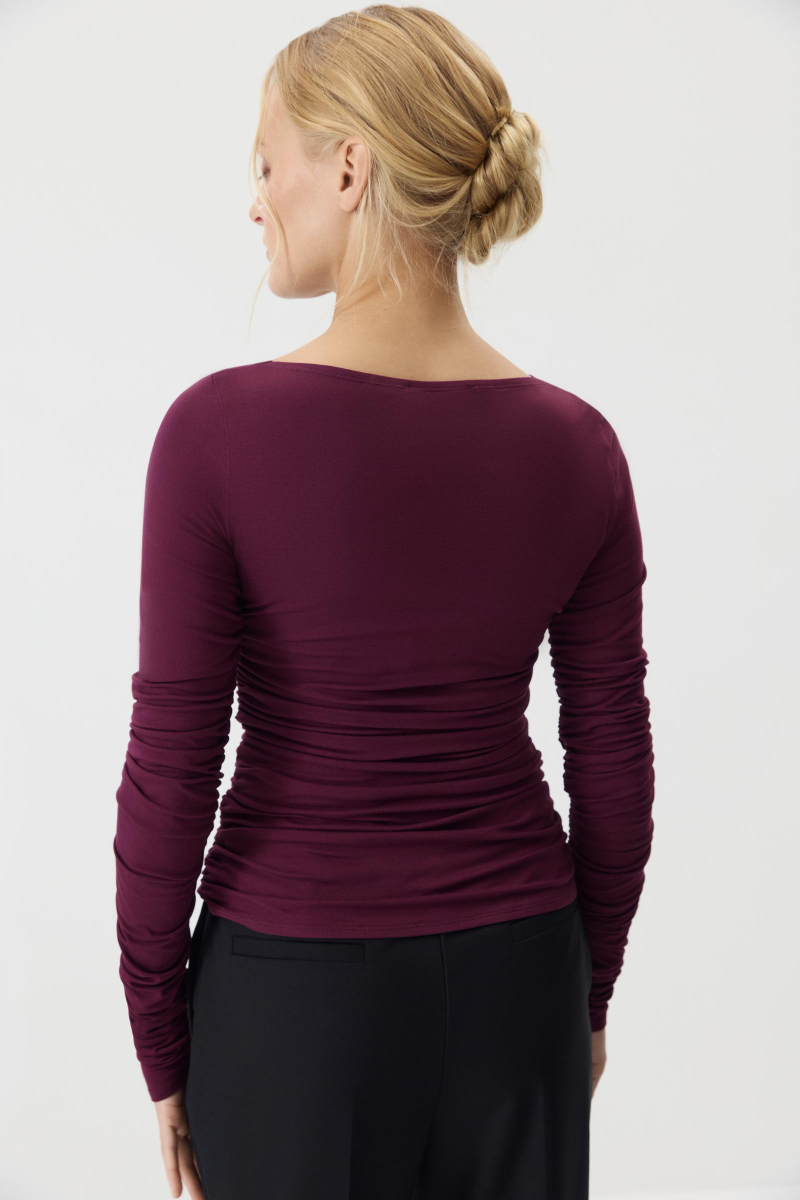 Лонгслив с драпировкой Charmstore, цвет: сливовый, 205-44265-680 купить онлайн