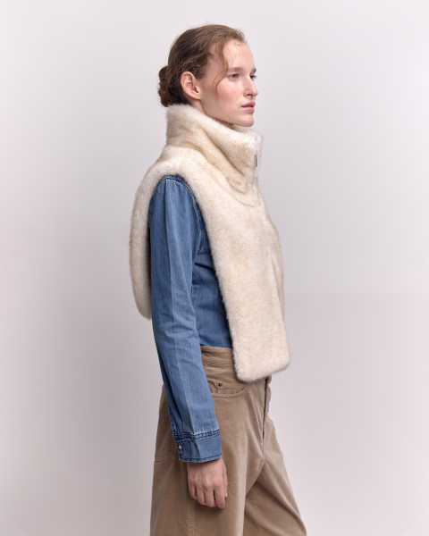 Манишка с воротником стойкой Only me, цвет: молочный с золотыми кончиками АК6098 купить онлайн