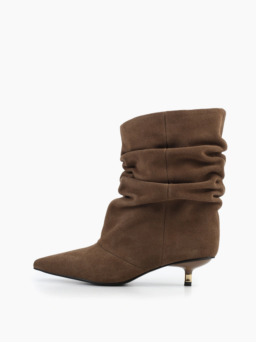 Ботильоны остроносые из натуральной замши