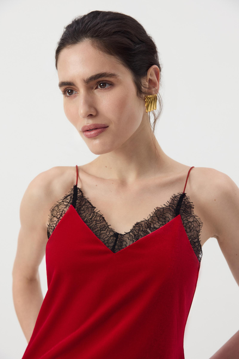 Топ из бархата Charmstore, цвет: алый, 102-49342-441 купить онлайн