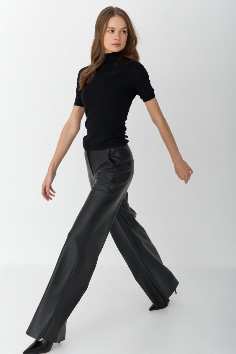Брюки свободного кроя из экокожи Ricoco, цвет: Черный, 7016/1 купить онлайн