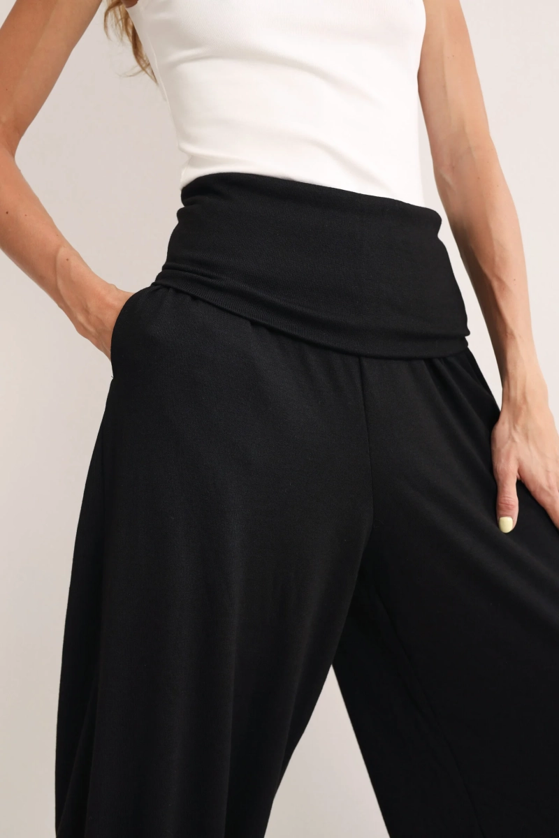 Брюки uneven black issju, цвет: Черный  |новая коллекция купить онлайн