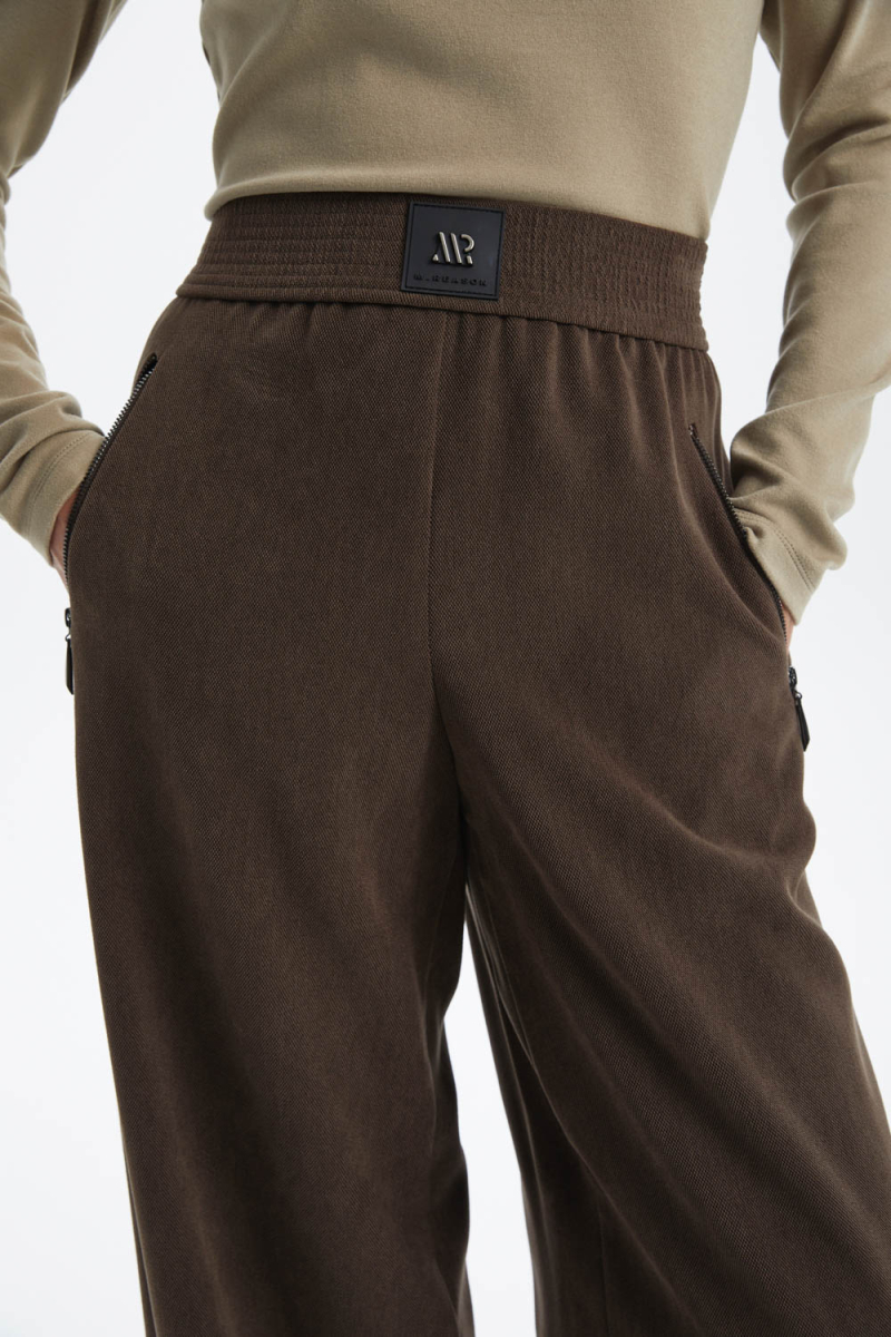 Брюки прямые с карманами на молнии M.REASON, цвет: коричневый, 4.11228.G2626.6 W26 купить онлайн