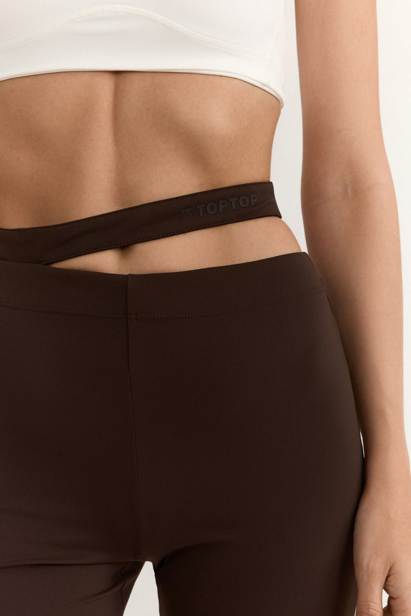 Брюки-клеш с вырезом на поясе TOPTOP, цвет: коричневый, TT.905.16722.700 купить онлайн