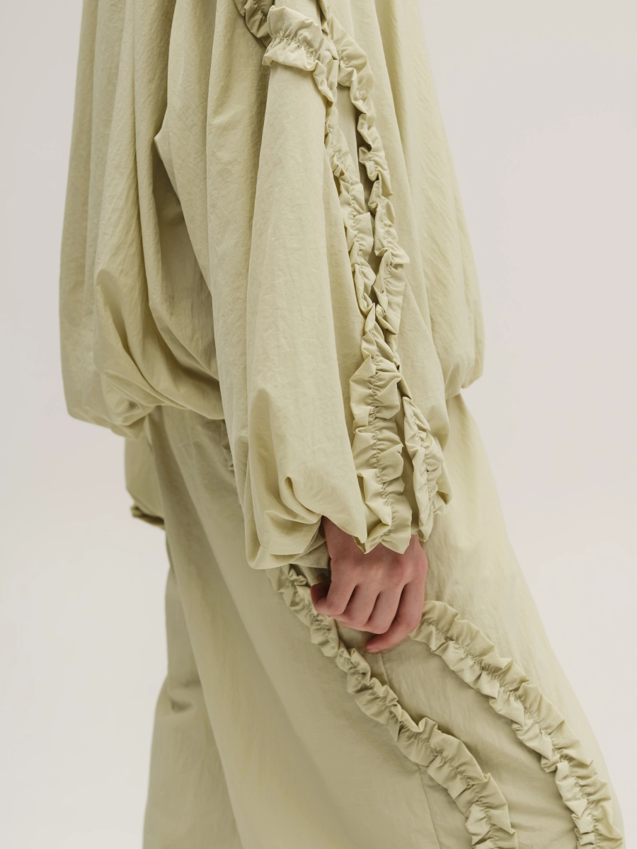 Олимпийка с поплывшими лампасами UNKE, цвет: зеленый, 2602J001N_G купить онлайн