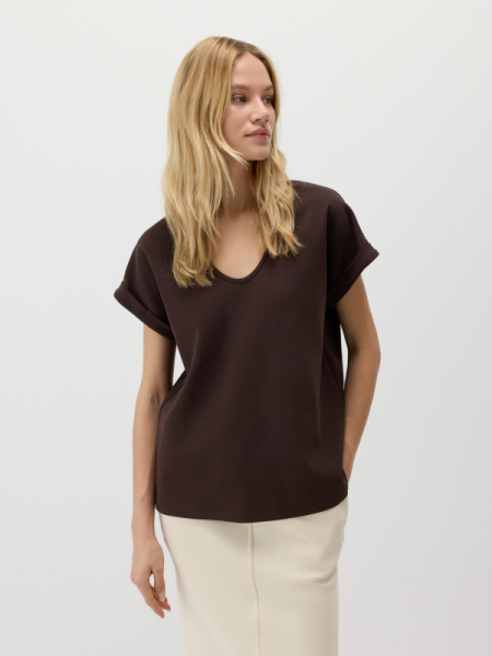 Базовая футболка из неофутера