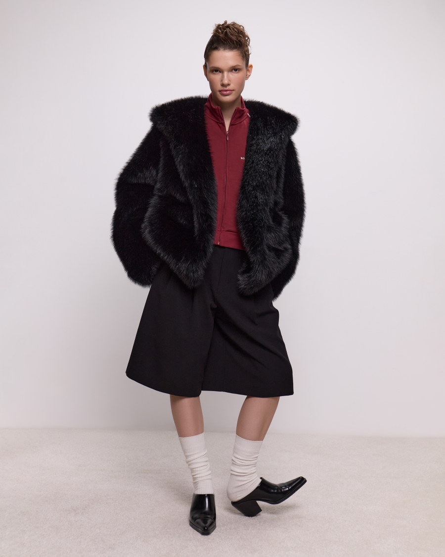 Экошуба оверсайз с капюшоном Only me, цвет: Черный, ЭШ7098 купить онлайн