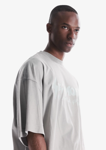 Спрей-окрашенная футболка с потрескавшимся логотипом KRAKATAU, цвет: Светло-серый, Tm142-3 купить онлайн