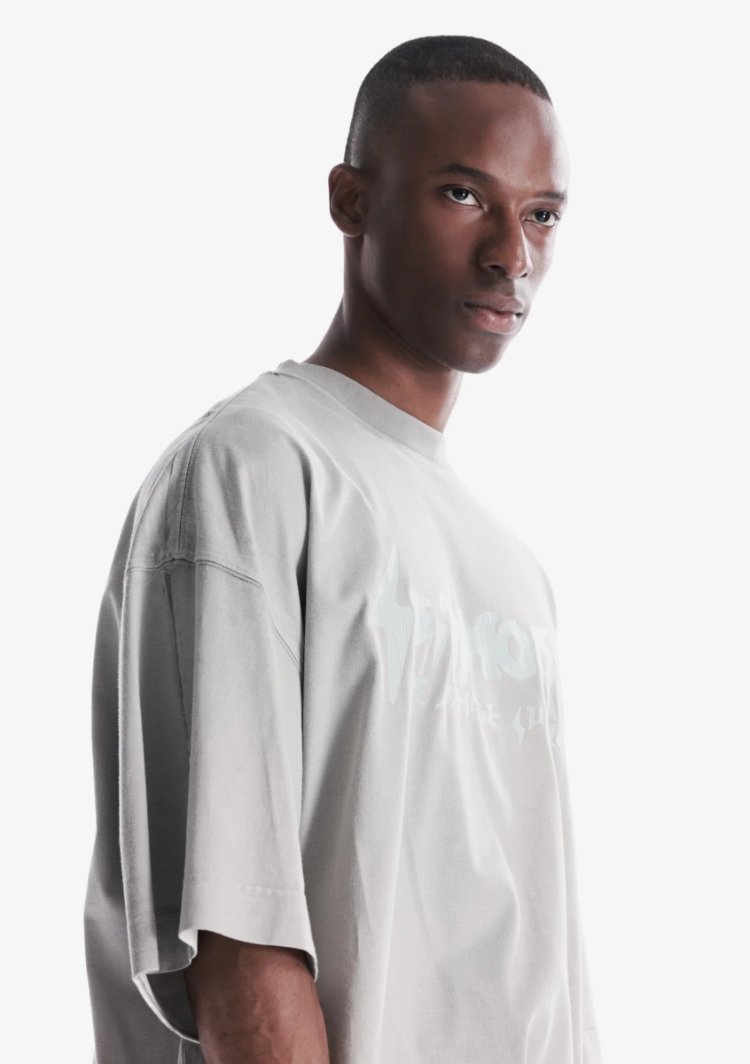 Спрей-окрашенная футболка с потрескавшимся логотипом KRAKATAU, цвет: Светло-серый, Tm142-3 купить онлайн