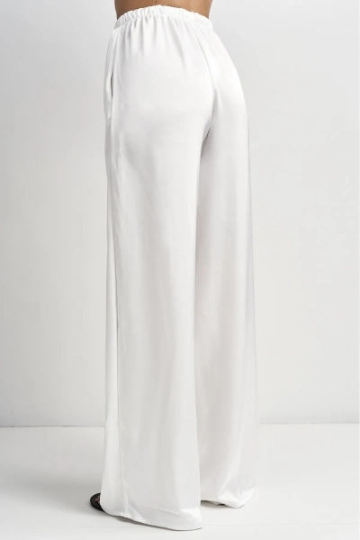 Брюки атласные Erist store, цвет: белый,  купить онлайн