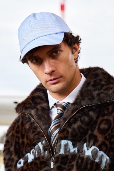 Кепка в полоску