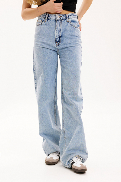 Джинсы с высокой посадкой палаццо