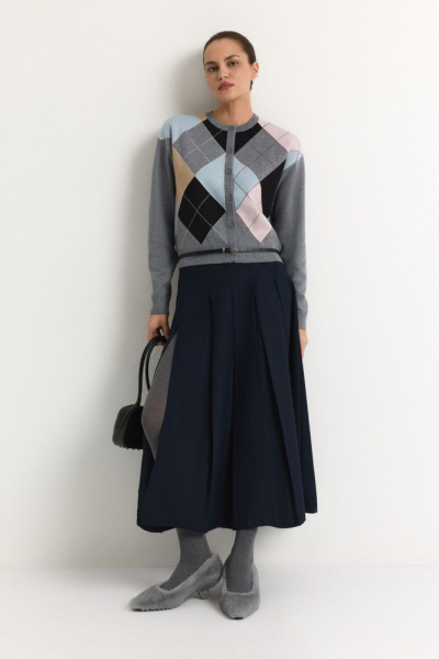 Кардиган с цветными ромбиками