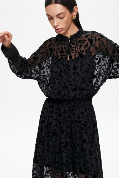 Платье из деворе с поясом-резинкой DREAMS BY ALENA AKHMADULLINA, цвет: Черный, 225102070204373/803000 купить онлайн