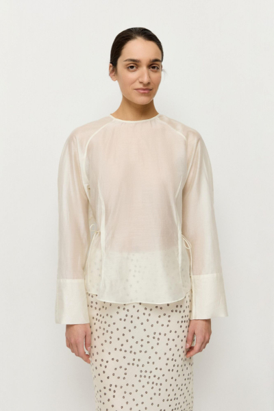 Блуза с завязками из вуали