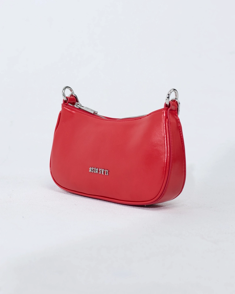 Сумка на цепочке SHINY RED