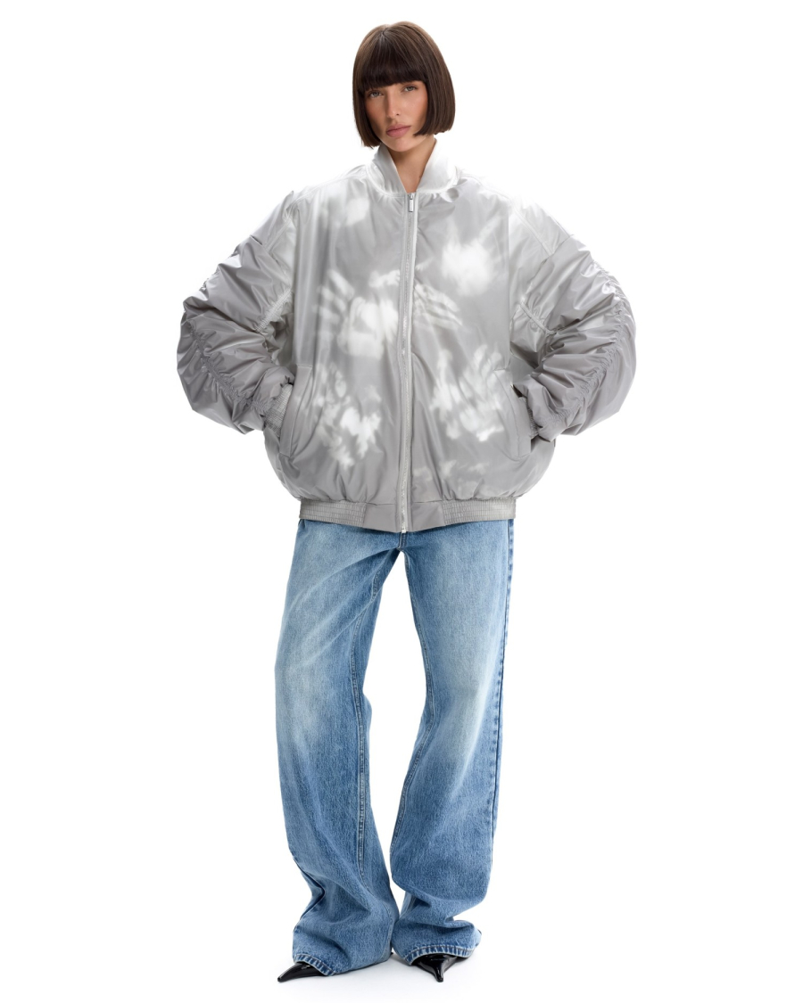 Бомбер с эффектом термохрома Suborbia, цвет: серо-белый, 006938 купить онлайн
