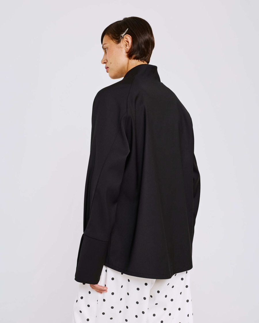 Блуза-жакет из костюмной ткани Anmuse, цвет: Черный, BL26SP311-BLC купить онлайн