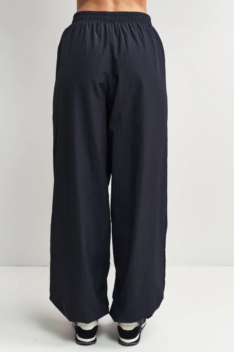 Брюки из плащевки Erist store, цвет: Черный, НФ-00003398 купить онлайн