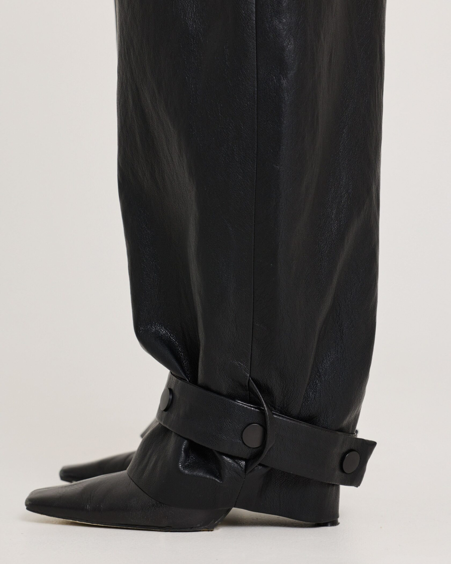 Брюки из экокожи BLACK Anmuse, цвет: Черный, TR25W183-BLC купить онлайн