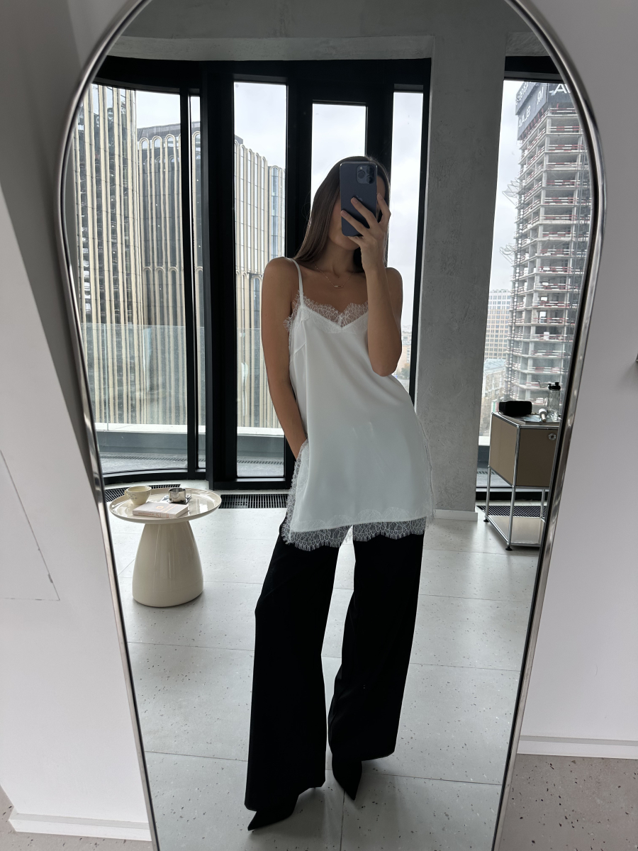 Блуза-топ из шелка с кружевом