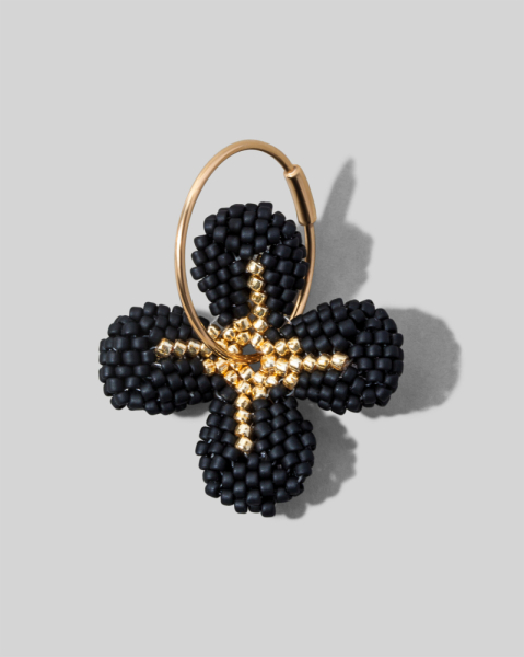 Моносерьга Beaded Flower Black alvaar  купить онлайн