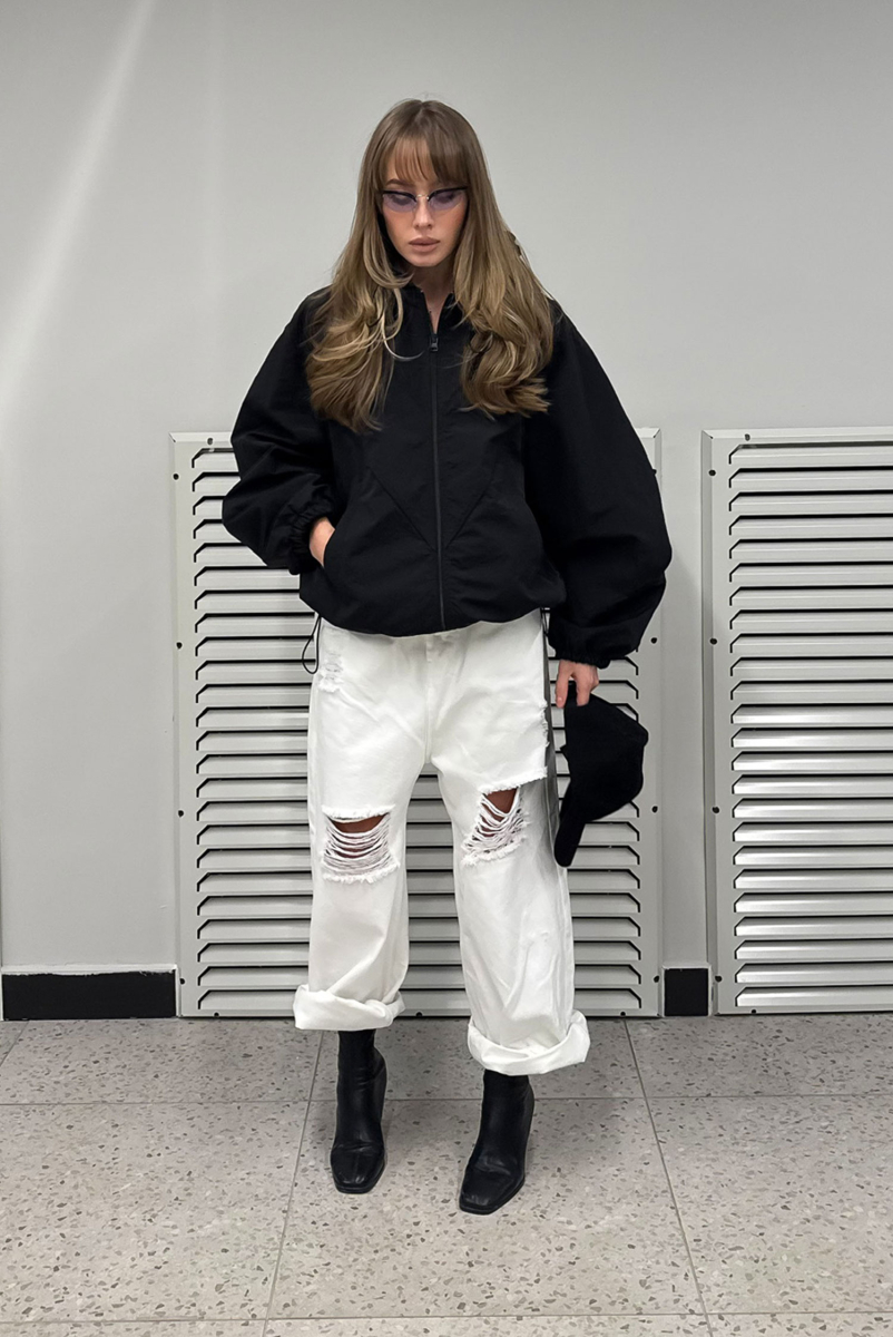 Джинсы рваные (белые) Label .B, цвет: белый, Jc.18.4.3659.0325/2WH купить онлайн