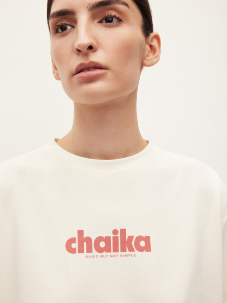 Футболка с принтом Basic but not simple Chaika, цвет: молочный, AW25TS01-160 купить онлайн