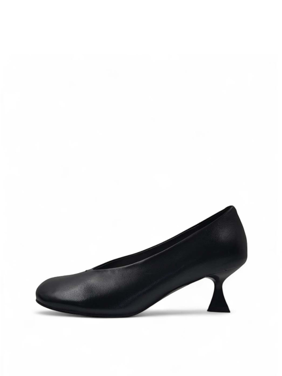 Туфли из натуральной кожи на каблуке