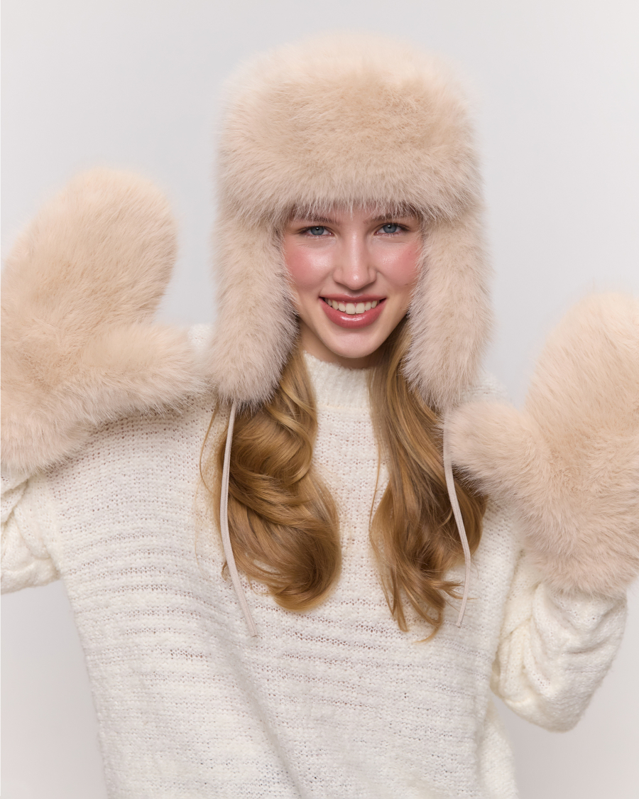 Варежки из экомеха под песца Only me, цвет: Светло-бежевый ВР3911 купить онлайн