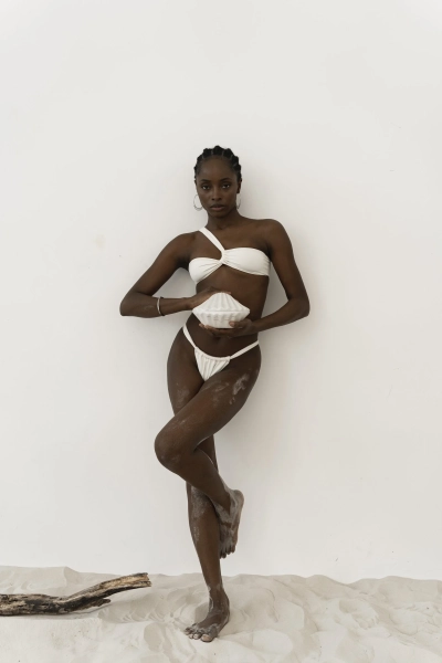 Лиф Asymmetrical Bikini Coconut Milk