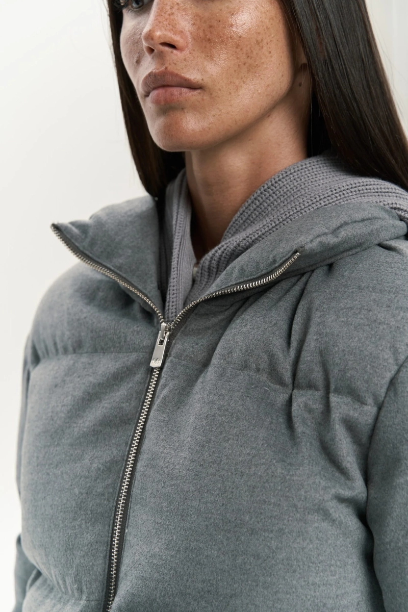 Пуховик "Люси" Manera Odevatca, цвет: серый, LWS-09-03-09 купить онлайн