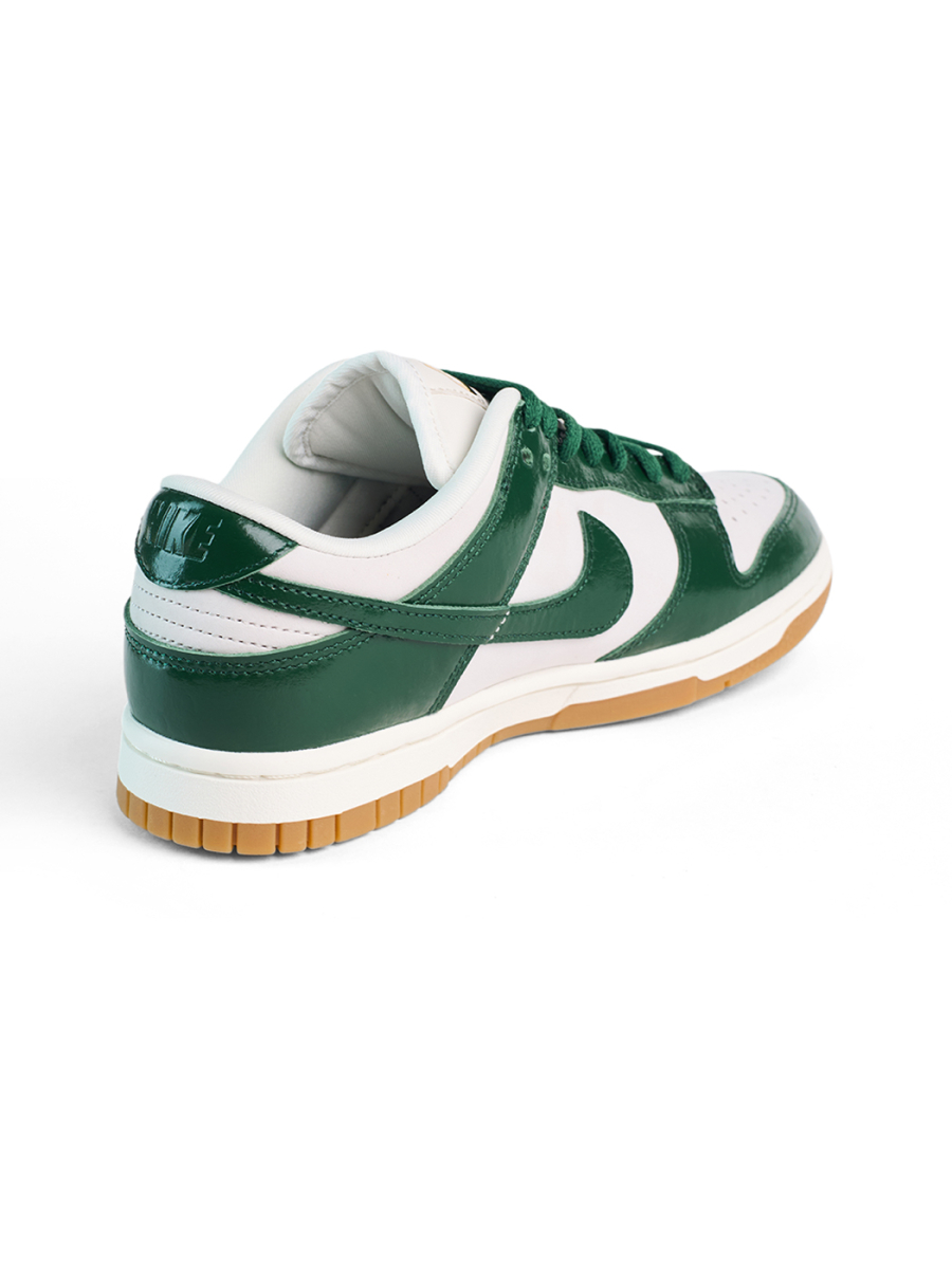 Кроссовки женские Nike Dunk Low LX "Gorge Green Ostrich" NKDADDYS SNEAKERS, цвет: зеленый FJ2260-002 купить онлайн