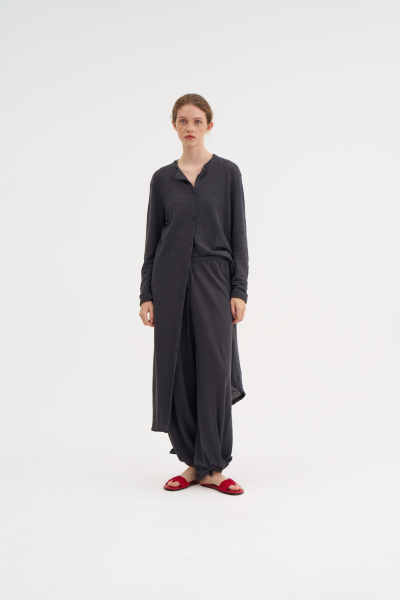 Брюки В ПУТИ Mankova, цвет: графитовый, SS26-011 купить онлайн