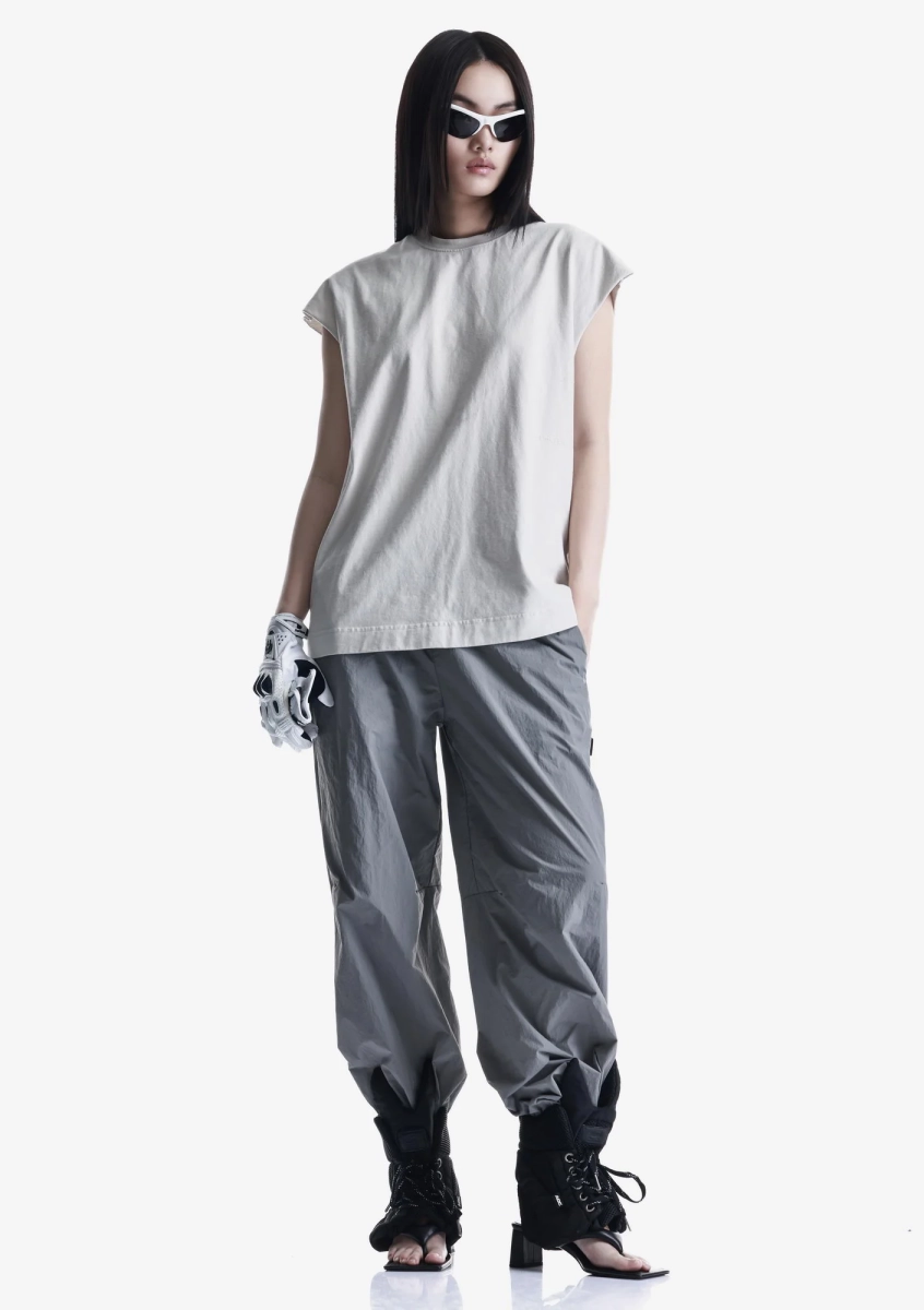 Футболка-безрукавка KRAKATAU, цвет: пепельно-белый, Tw143-43 купить онлайн