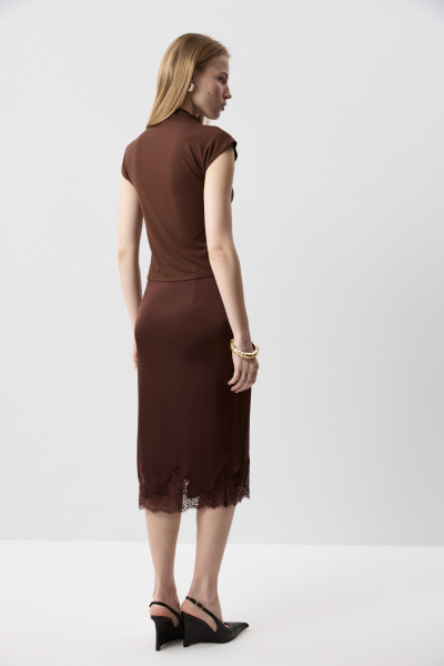 Топ трикотажный со стойкой Charmstore, цвет: шоколадный, 214-57265-551 купить онлайн