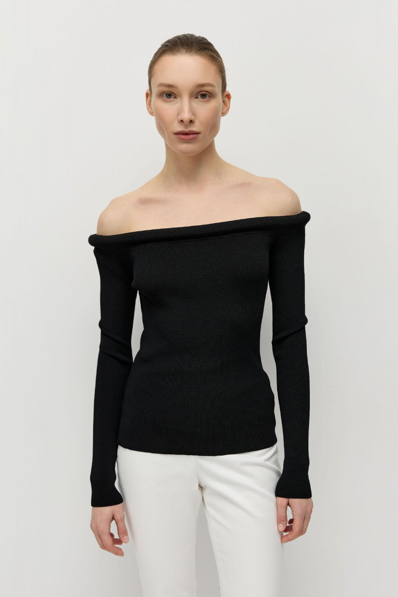 Джемпер с открытыми плечами из вискозы