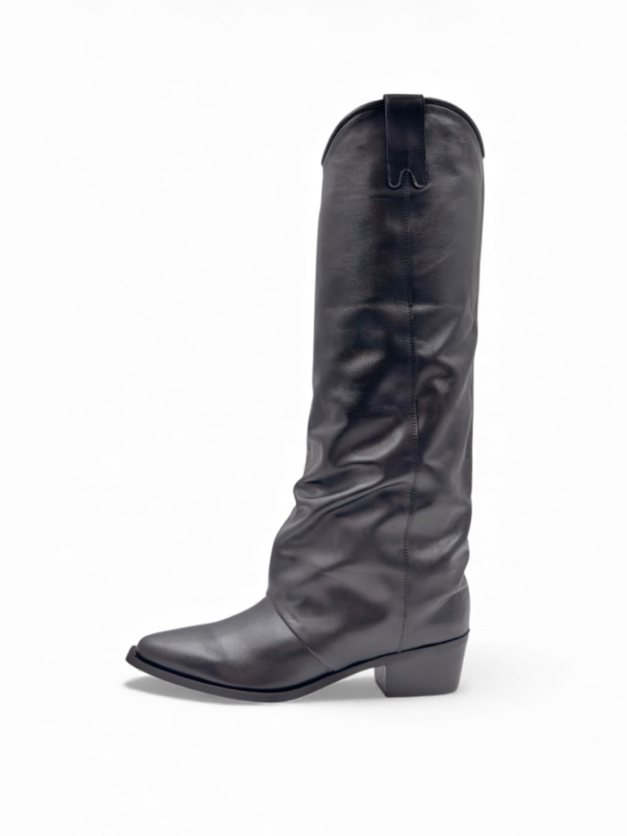 Сапоги демисезонные из натуральной кожи