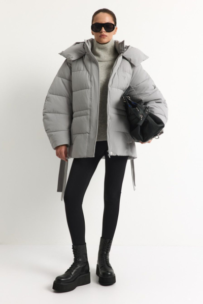 Пуховик с капюшоном