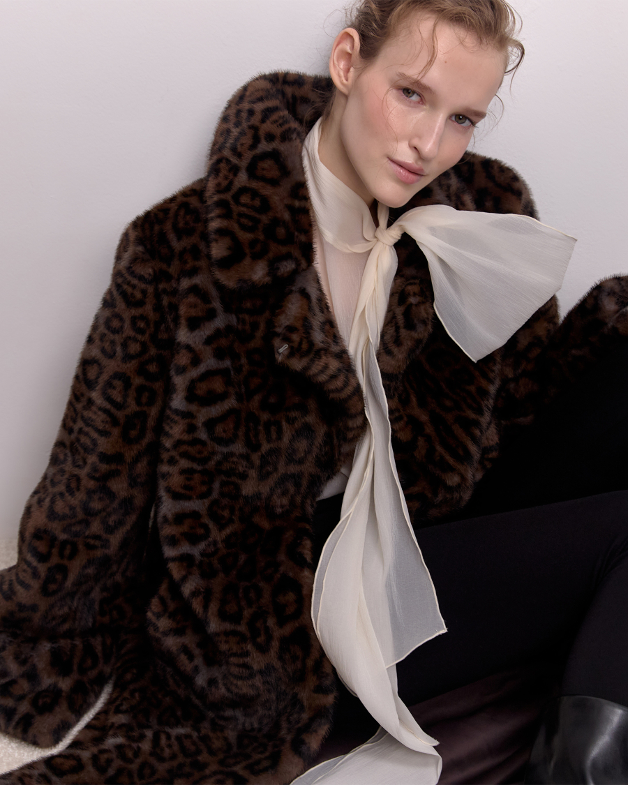 Экошуба с английским воротником под норку Only me, цвет: темный леопард, ЭШ2575 купить онлайн