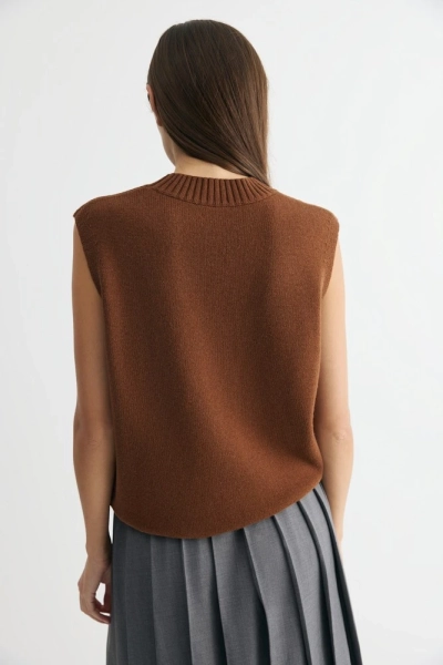 Жилет вязаный из кашемира и шерсти Daisyknit, цвет: коричневый  |новая коллекция купить онлайн