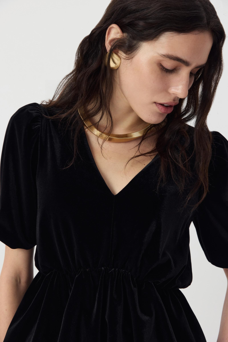 Блуза из бархата Charmstore, цвет: Черный, 102-48542-880 купить онлайн