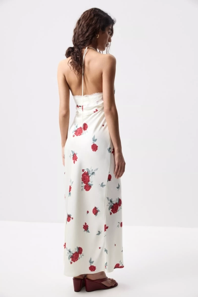 Платье макси с кружевом Charmstore, цвет: цветы на молочном,  купить онлайн