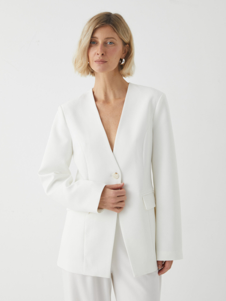 Приталенный жакет